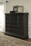 Arale Brown Master Chest